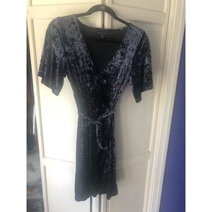 American eagle wrap dress